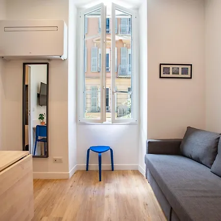 Iconic Ap4460 By Riviera Homes * 尼斯