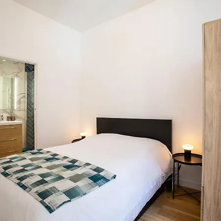 Apartment Iconic Ap4460 By Riviera Homes Nice