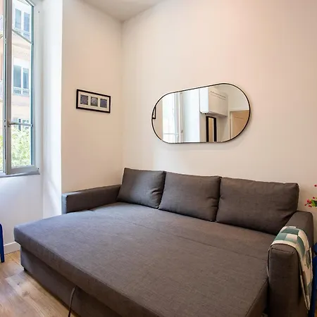 Apartment Iconic Ap4460 By Riviera Homes *