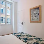 Iconic Ap4460 By Riviera Homes Lägenhet Nice